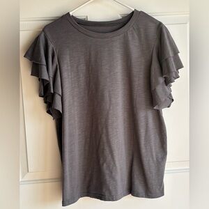 Women's Boutique Size XL Grey Ruffle Sleeved Top NWT